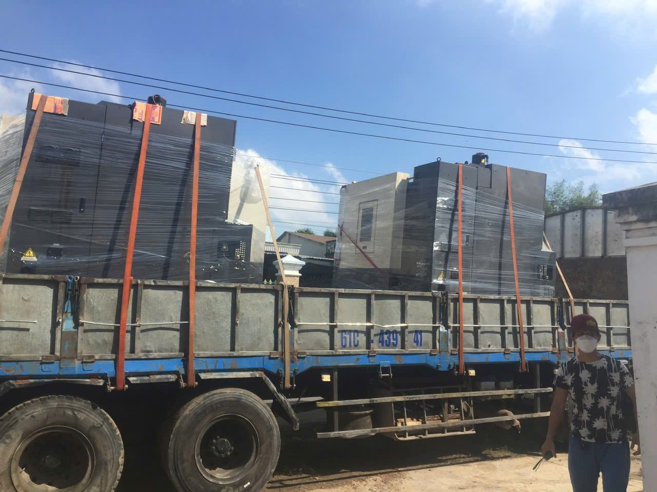 Vận tải hoàng phúc